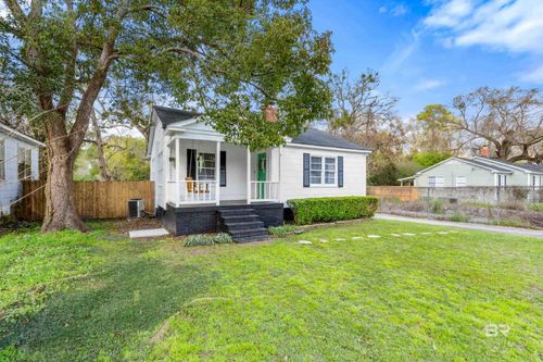 208 Pinehill Dr, Mobile, AL, 36606-1863 | Card Image
