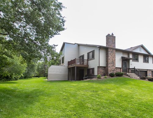 5600 Donegal Dr, Shoreview, MN, 55126-4721 | Card Image