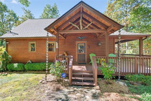 727 Bonanza Ln, Tiger, GA, 30576-2055 | Card Image