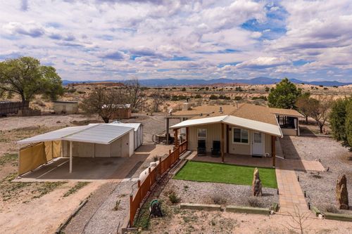 1 Calle Andreita, Santa Fe, NM, 87506-7116 | Card Image