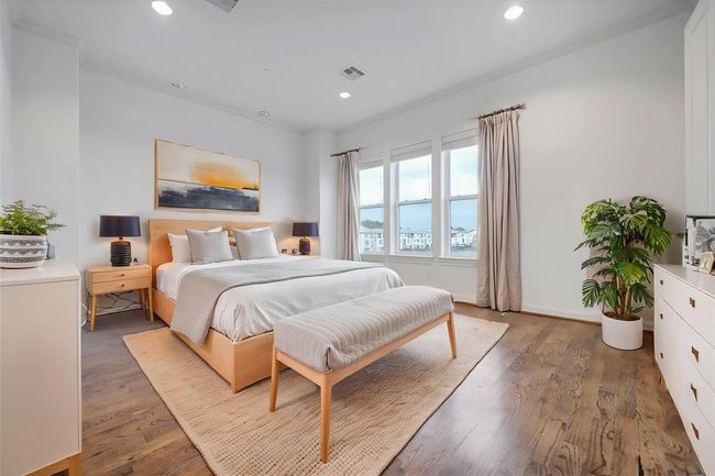 2202 Lakeshore Edge Dr, House other with 3 bedrooms, 5 bathrooms and 2 parking in Houston TX | Image 4