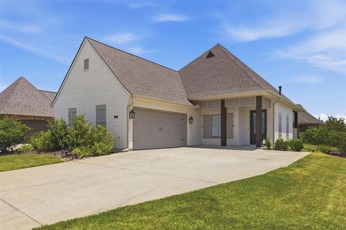 5839 Willow Breeze Dr, Lake Charles, LA, 70605-3144 | Card Image