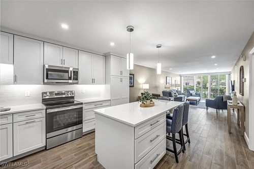 232-232 Banyan Blvd, NAPLES, FL, 34102-5173 | Card Image