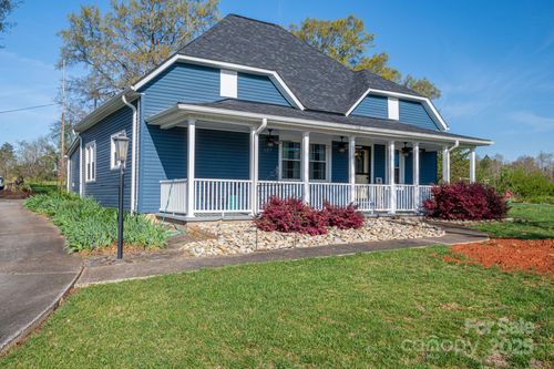 2153 Carpenter Hoyle Rd, Lawndale, NC, 28090-9255 | Card Image
