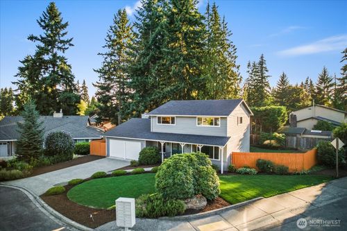 12221 Ne 140th Street, Kirkland, WA, 98034 | Card Image