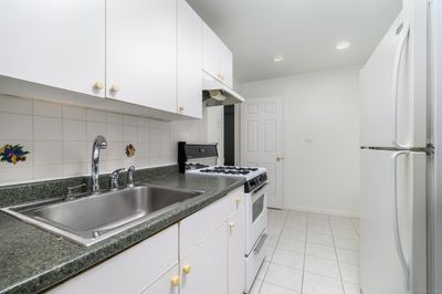 APT-1H - 2475 Summer Street, Condo with 1 bedrooms, 1 bathrooms and 1 parking in Stamford CT | Image 2