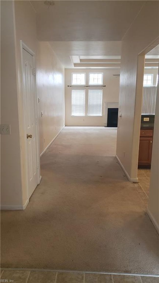 1013 Point Way, House attached with 3 bedrooms, 2 bathrooms and null parking in Carrollton VA | Image 4