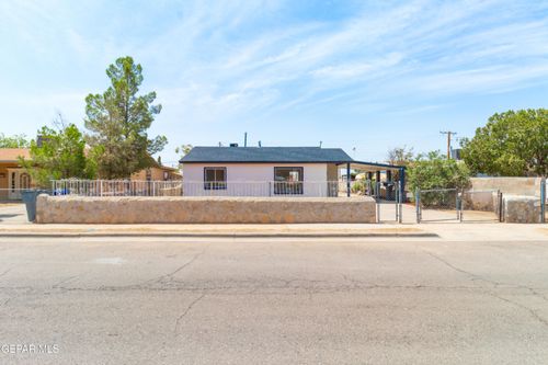 7702 Hermosillo Dr, El Paso, TX, 79915-2138 | Card Image