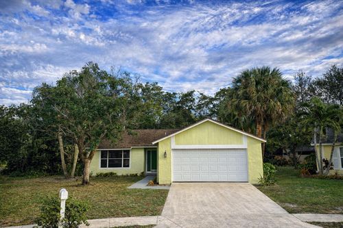 147 Rosewood Cir, Jupiter, FL, 33458-5540 | Card Image