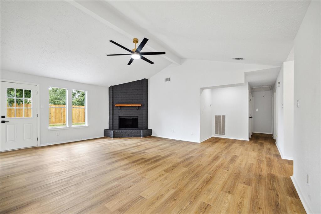 Rippling Mill Dr, Sugar Land, TX 77498