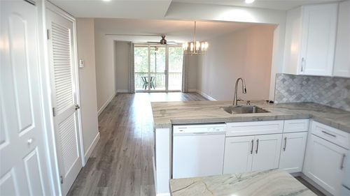 apt-g307-777 S Federal Hwy, Pompano Beach, FL, 33062-5956 | Card Image