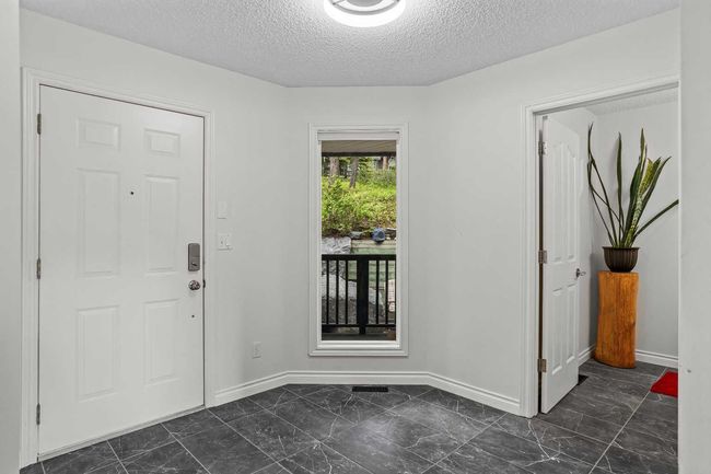 5 - 2 Aspen Glen, Home with 4 bedrooms, 4 bathrooms and 5 parking in Canmore AB | Image 5