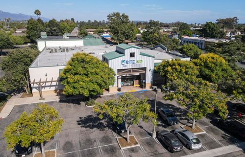 199 N Fairview Ave, Goleta, CA, 93117-2304 | Card Image