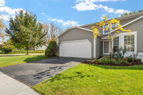 3 Dorchester Ct, Streamwood, IL, 60107-2181 | Card Image