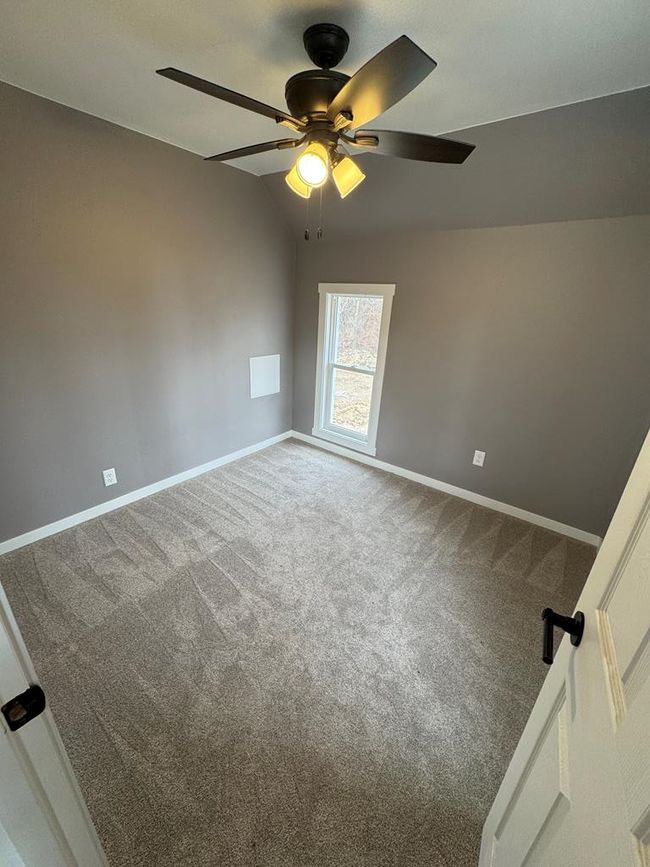 2414 Poplar Ave, Home with 6 bedrooms, 4 bathrooms and null parking in Duncombe IA | Image 44