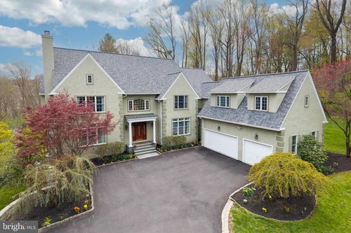 1200 Winderly Ln, Newtown Square, PA, 19073-3051 | Card Image