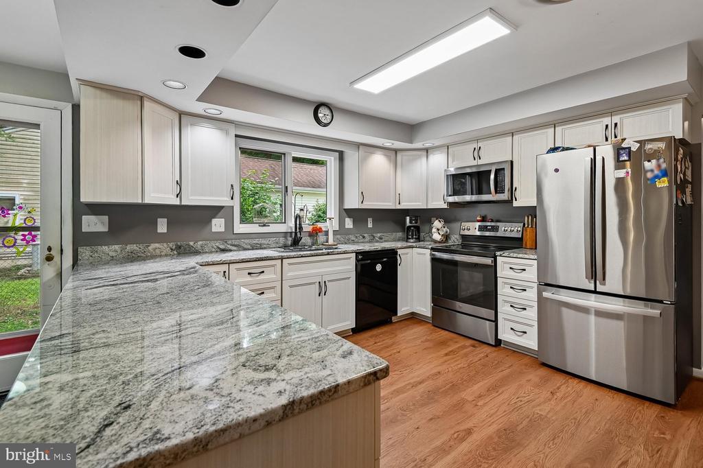 Residential in EDGEWATER 3