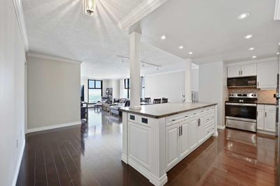 1505 - 1100 8 Ave Sw, Condo with 2 bedrooms, 1 bathrooms and 1 parking in Calgary AB | Image 2