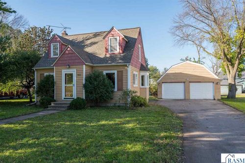 422 4th Street, Nicollet, MN, 56074 | Card Image
