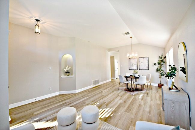 11120 Old Quarry Rd, House other with 3 bedrooms, 2 bathrooms and 4 parking in Austin TX | Image 5