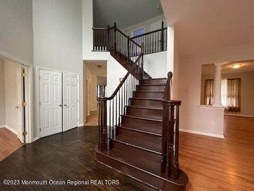 3 Brooklyn Ct, Blackwood, NJ, 08012-3954 | Card Image