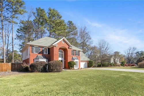 554 Russett Ct Sw, Marietta, GA, 30064-4644 | Card Image