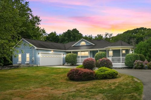 972 Somerset Ave, Dighton, MA, 02715 | Card Image