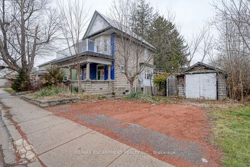 171 Owen St, Simcoe, ON, N3Y2T8 | Card Image