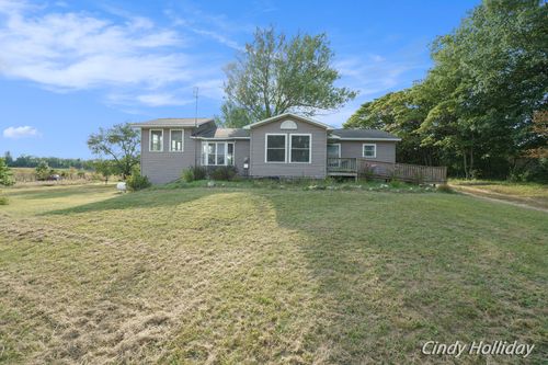 17035 Larsen Ave, Gowen, MI, 49326-9512 | Card Image