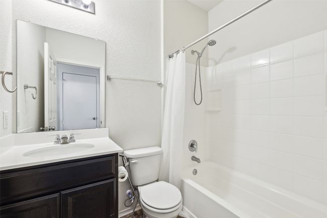 397 Bayberry Cir, House other with 3 bedrooms, 2 bathrooms and null parking in Buda TX | Image 27