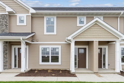 7023 Harlan Eddy Drive Sw, Cedar Rapids, IA, 52404 | Card Image