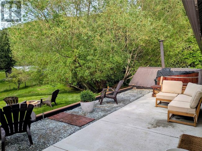 4152 51 St, House other with 2 bedrooms, 2 bathrooms and 10 parking in Canyon BC | Image 30