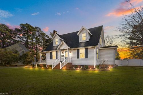 609 Pace St, Franklin, VA, 23851-1905 | Card Image