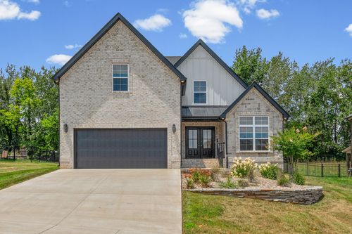 365 Frontier Dr, Clarksville, TN, 37043-2301 | Card Image