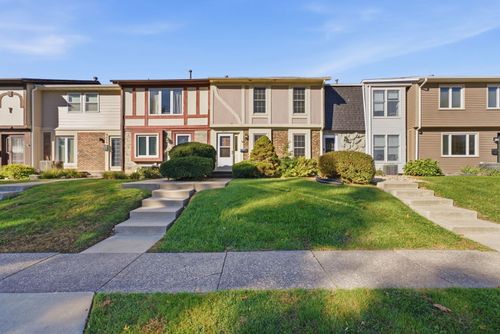 4-4610 Warren Street, Davenport, IA, 52806 | Card Image