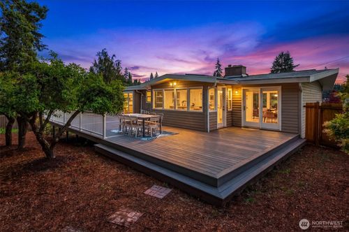 18025 70th Place W, Edmonds, WA, 98026 | Card Image