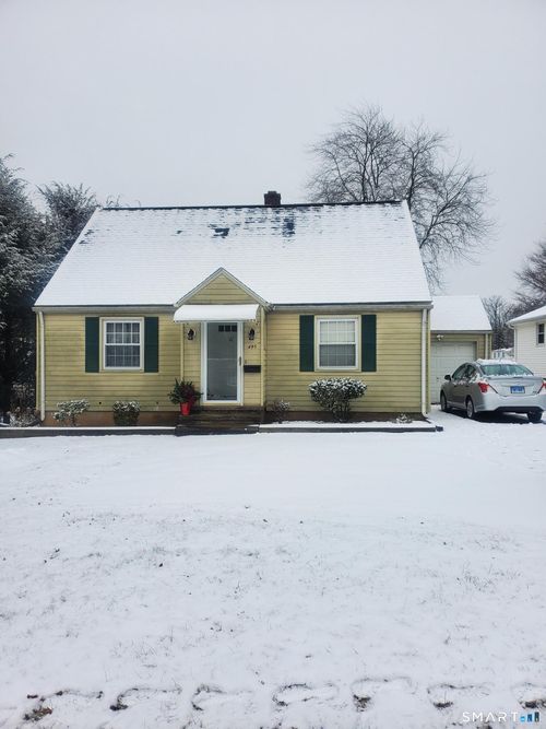 495 New Britain Ave, Newington, CT, 06111-4341 | Card Image