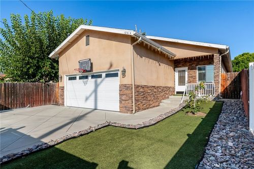 10414 Whitegate Ave, Sunland, CA, 91040 | Card Image
