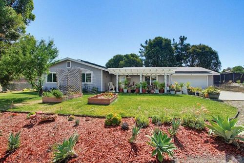 743 Davis St, Ramona, CA, 92065-1707 | Card Image