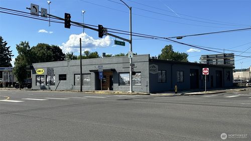 1406 Tennant Way, Longview, WA, 98632-2426 | Card Image