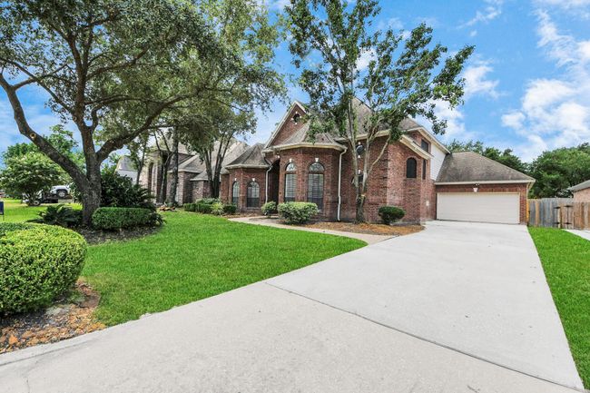 Extended driveway | Image 5
