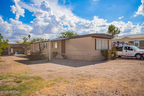 2551 W Roadrunner Road, Tucson, AZ, 85746 | Card Image