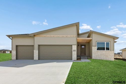 21109 Jessie Ave, Elkhorn, NE, 68022-4266 | Card Image