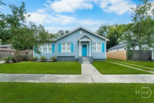 2011 Atlantic Ave, Savannah, GA, 31401-8650 | Card Image