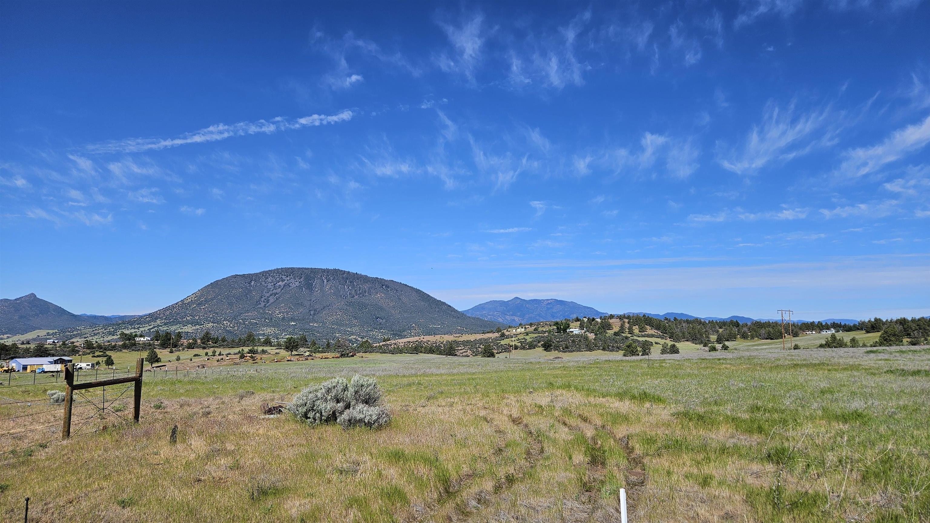 Land in Montague 3