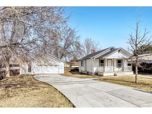 2735 W 56th Ave, Denver, CO, 80221 | Card Image