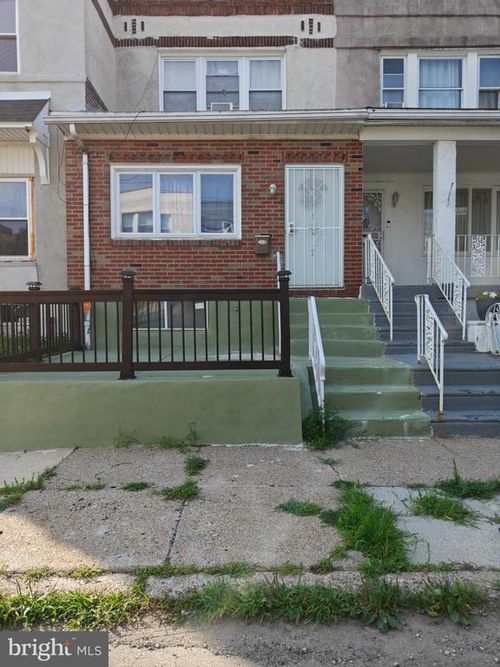7122 Guyer Ave, PHILADELPHIA, PA, 19153-2406 | Card Image