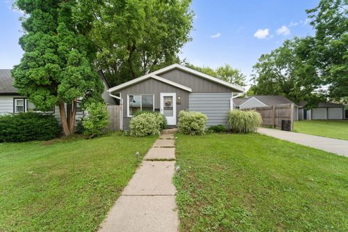 7147 N 41st St, Milwaukee, WI, 53209-2234 | Card Image