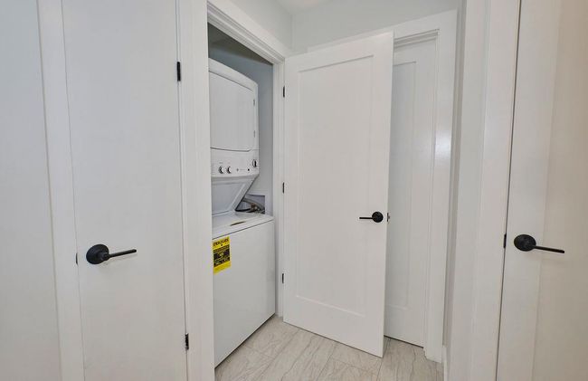 34 State St, House other with 2 bedrooms, 2 bathrooms and 3 parking in New Rochelle NY | Image 14