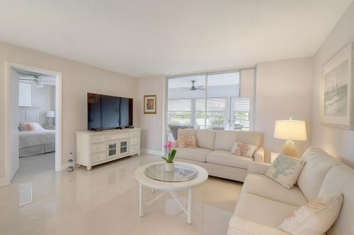 apt-101-15 Willowbrook Ln, Delray Beach, FL, 33446-1636 | Card Image